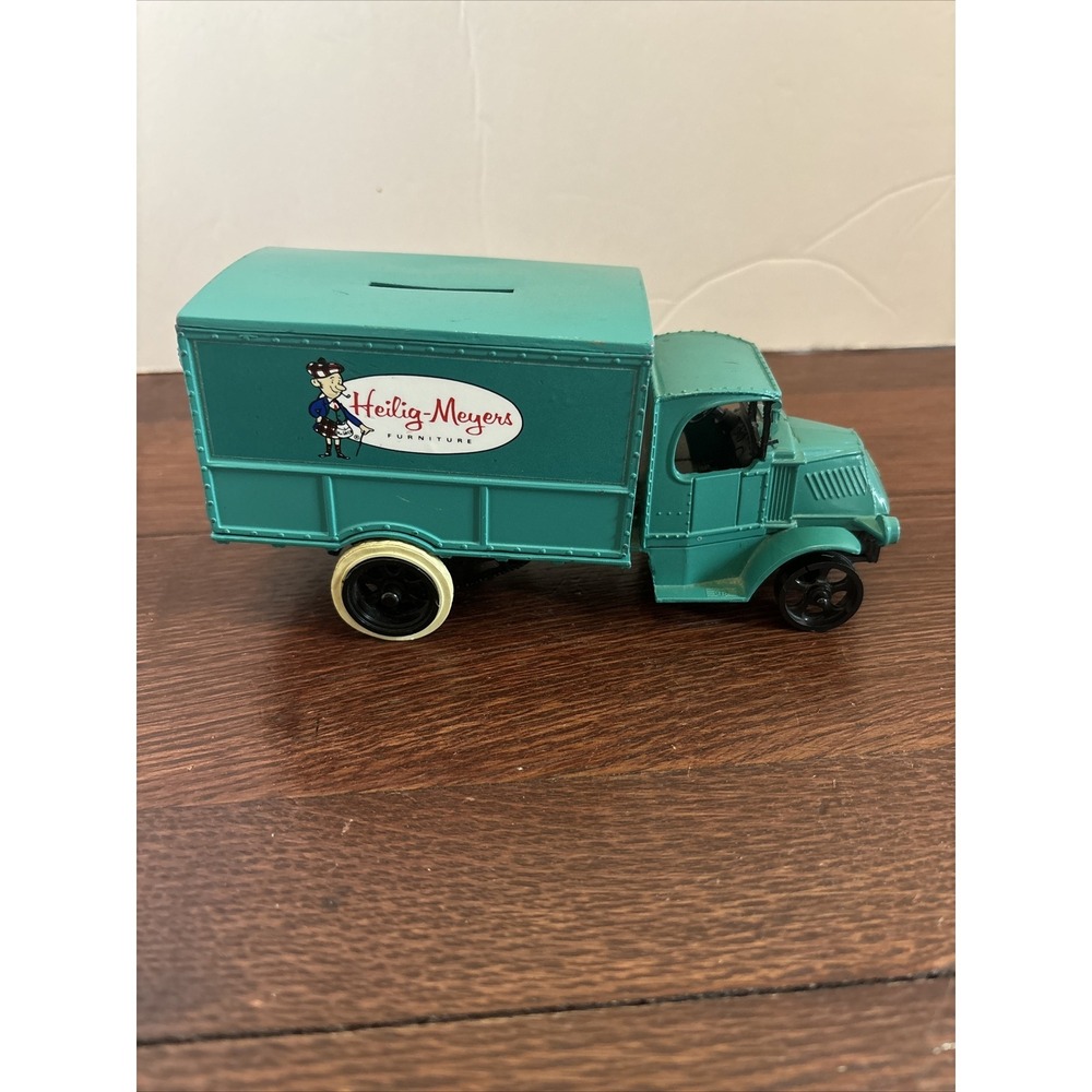 ERTL 1926 Bulldog MACK Delivery Toy Truck Die Cast Bank Heilig- Meyers Furniture